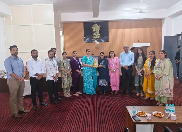 एनआईआईएलएम विश्वविद्यालय के स्कूल ऑफ लॉ में महिला समानता दिवस पर जागरूकता कार्यक्रम
