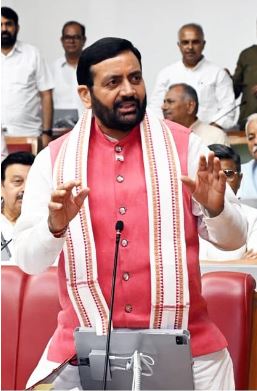 विपक्ष पर गरजे CM सैनी, विधानसभा में कांग्रेस-इनेलो के शासनकाल के कारनामे गिनाकर कानून-व्यवस्था पर घेरा