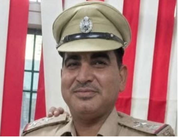थाने के अंदर SHO को लगी गोली, मौके पर पड़ी थी सर्विस रिवॉल्वर; अंबाला में SI कर्मवीर सिंह की मौत, जांच शुरू