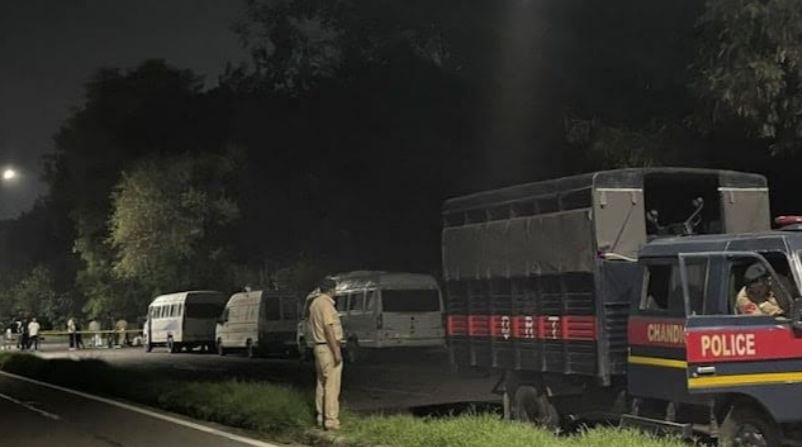 चंडीगढ़ को दहलाने की कोशिश नाकाम, सेक्टर-43 के पीछे जंगल में मिला IED और विस्फोटक; 3 संदिग्ध गिरफ्तार