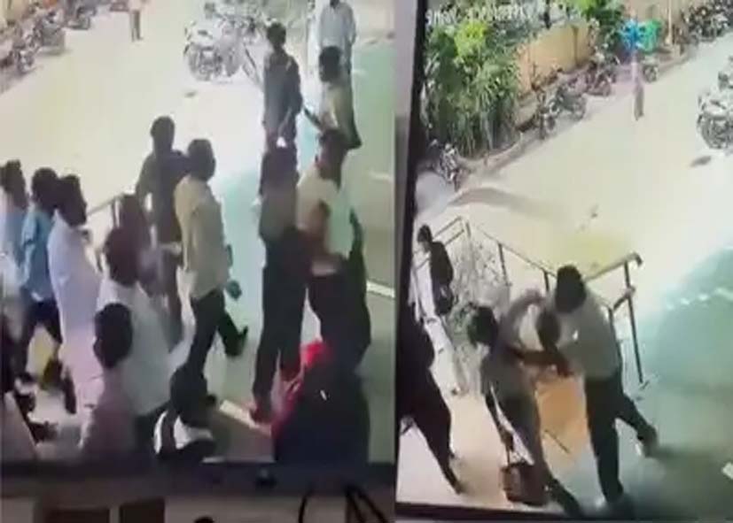 दिल्ली यूनिवर्सिटी की लॉ फैकल्टी में प्रोफेसर पर हमला, PHD छात्र निलंबित; CCTV वीडियो आया सामने