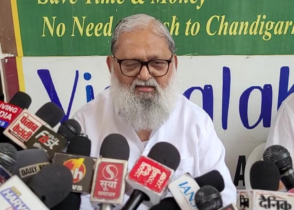 बिजली कर्मचारियों की हड़ताल पर बोले अनिल विज, कहा- बातचीत जारी, समाधान की उम्मीद