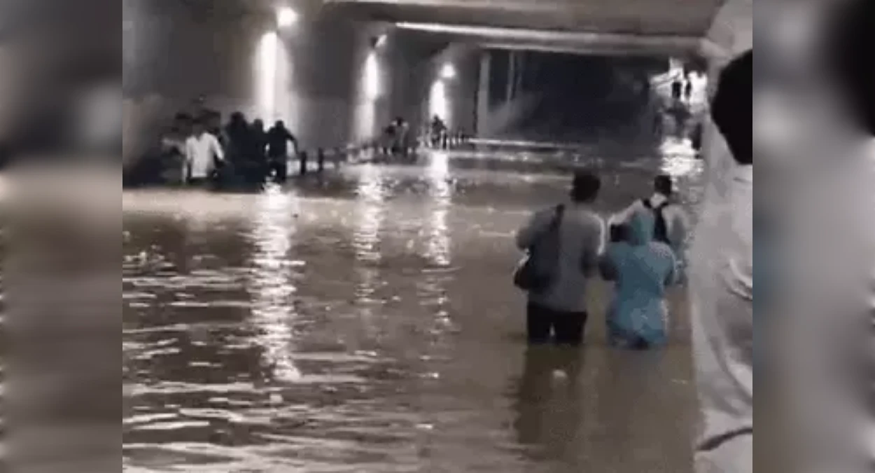 हरियाणा में बारिश ने बिगाड़े हालात, रोहतक में पानी में डूबने से बच्चे की मौत