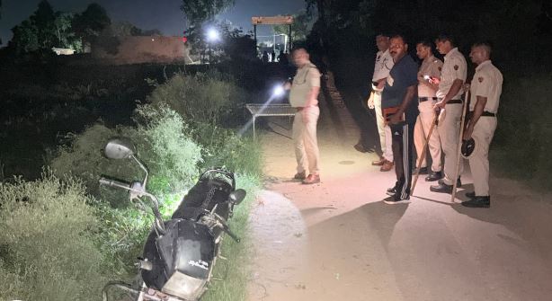 आठ साल पुरानी हत्या का बदला लहारवाड़ी में अजहरुद्दीन की गोली मारकर हत्या