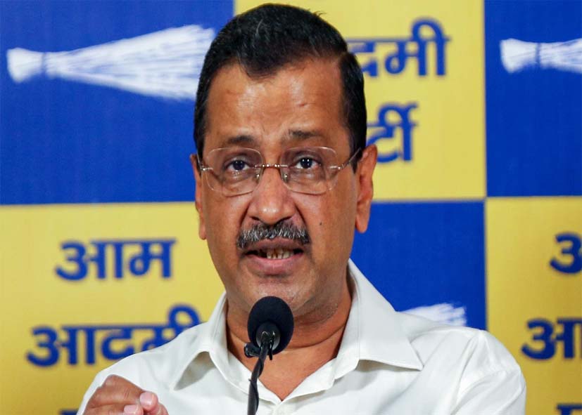 कुलदीप कुमार को हिरासत में लिए जाने पर केजरीवाल का PM मोदी से सवाल; हमारे विधायक कहां हैं?