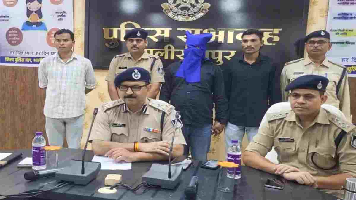 CM की फोटो लगे कथित फर्जी लेटर पैड से तबादले की साजिश, CMHO को पत्र भेजने वाला आरोपी गिरफ्तार, मोबाइल-टैबलेट भी किए जब्त