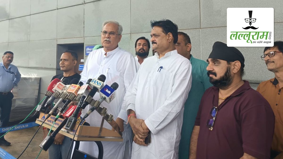 बिलासपुर हिंसा को लेकर पूर्व CM बघेल ने सरकार पर साधा निशाना: बोले- गृह मंत्री अक्षम, अपना जिला नहीं संभल रहा, मंत्रियों की वन-टू-वन बैठक पर भी कसा तंज