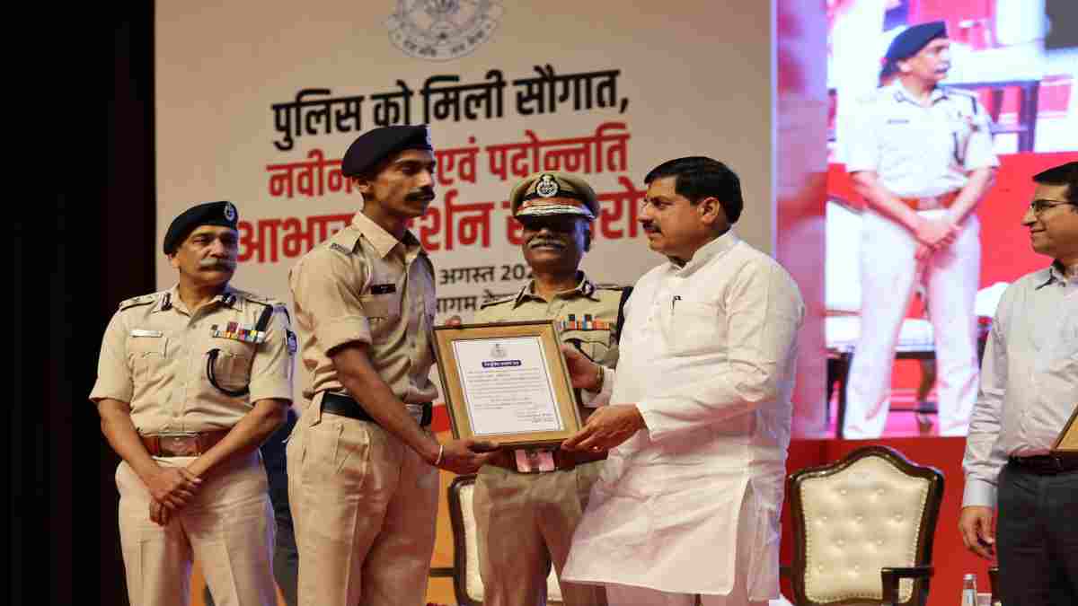 पदोन्नति के लिए पुलिस ने माना प्रदेश के मुखिया का आभार, सीएम डॉ. मोहन बोले- सरकार आपके लिए सबकुछ करेगी