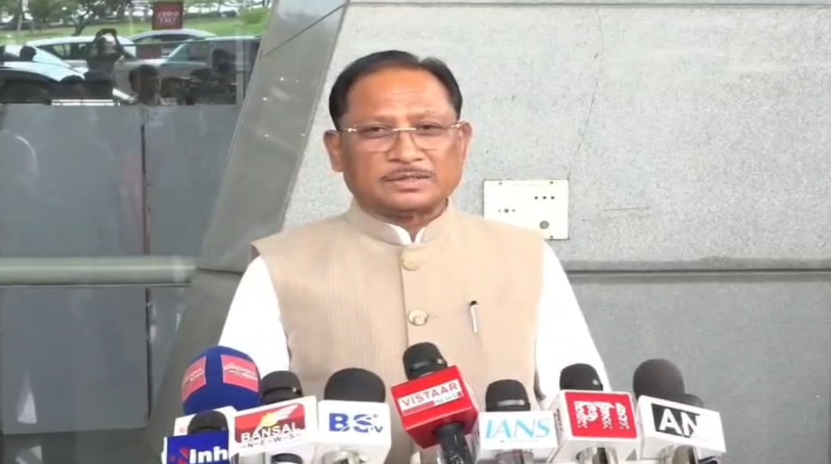 दिल्ली दौरे से लौटे CM साय: प्रदेशवासियों को दी रक्षाबंधन की बधाई, नेपाल बाढ़ त्रासदी को लेकर जताई चिंता