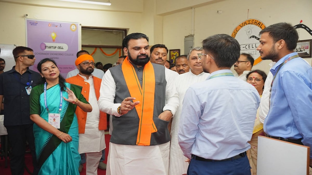 ‘विद्यार्थी सहयोग शिविर’ का शुभारंभ: CM सम्राट ने सुनीं छात्रों की समस्याएं, 30 दिन के अंदर समाधान का निर्देश