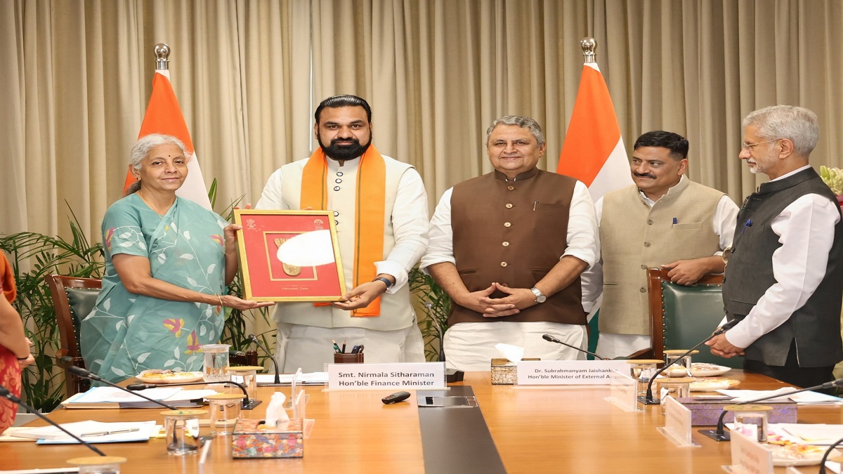 CM सम्राट ने दिल्ली में निर्मला सीतारमण और एस. जयशंकर से की मुलाकात, बिहार के लिए की ये बड़ी मांग