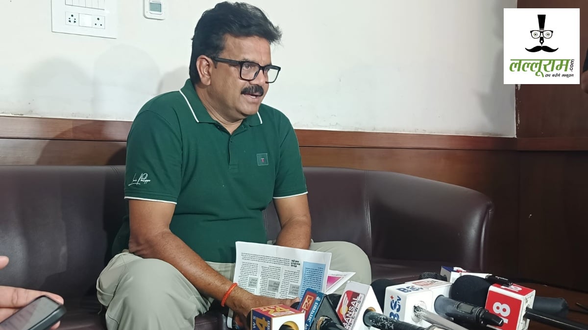 AAP सांसद को मिला कांग्रेस विधायक का साथ, अटल श्रीवास्तव ने कहा- केंद्र में बनती है नीतियां, यहां सिर्फ इंप्लीमेंटेशन 