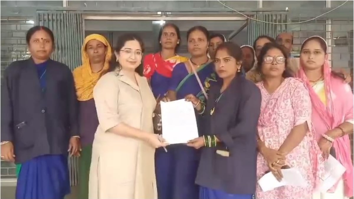 मिशन क्लीन सिटी प्रभारी पर गंभीर आरोप: स्वच्छता दीदियों ने ज्ञापन सौंपकर की हटाने की मांग, CMO ने आरोपों को बताया निराधार