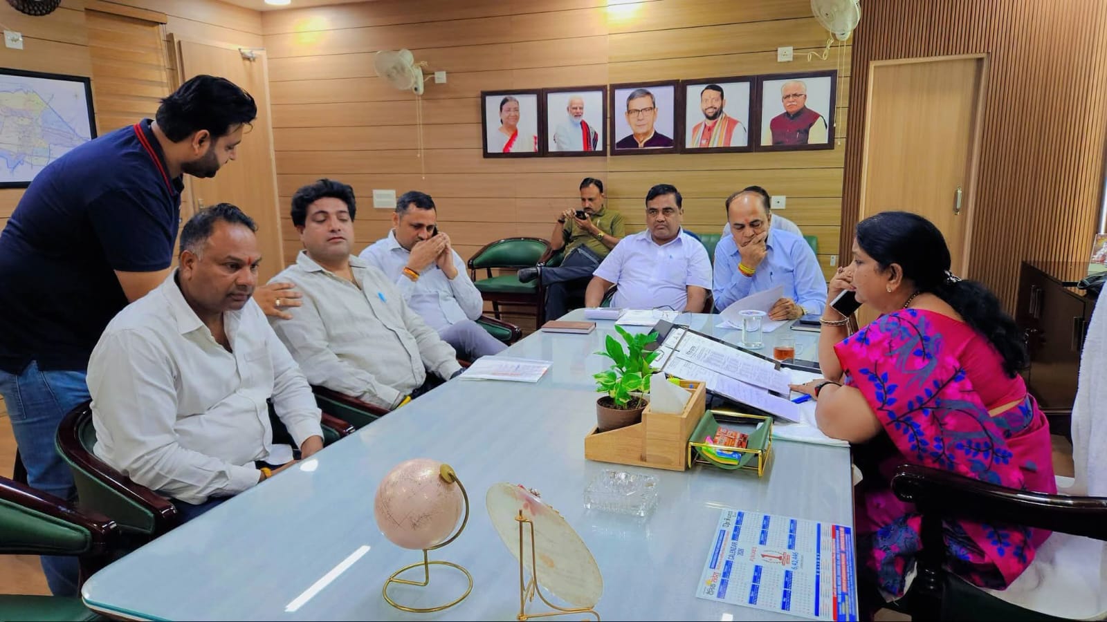 महापौर रेणु बाला गुप्ता ने जनसुनवाई में सुनीं नागरिकों की समस्याएं, त्वरित समाधान और विकास कार्यों में तेजी के दिए निर्देश