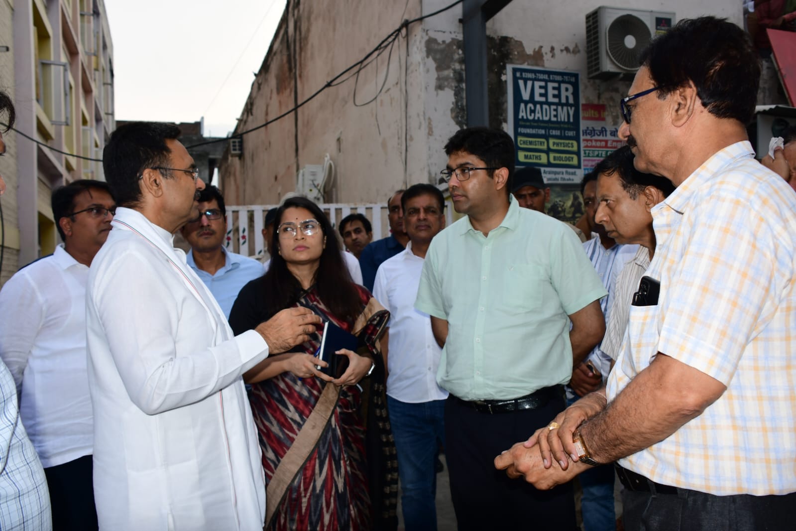 जाम से राहत और बेहतर ट्रैफिक की तैयारी, घरौंडा में विकास कार्यों का मौके पर निरीक्षण