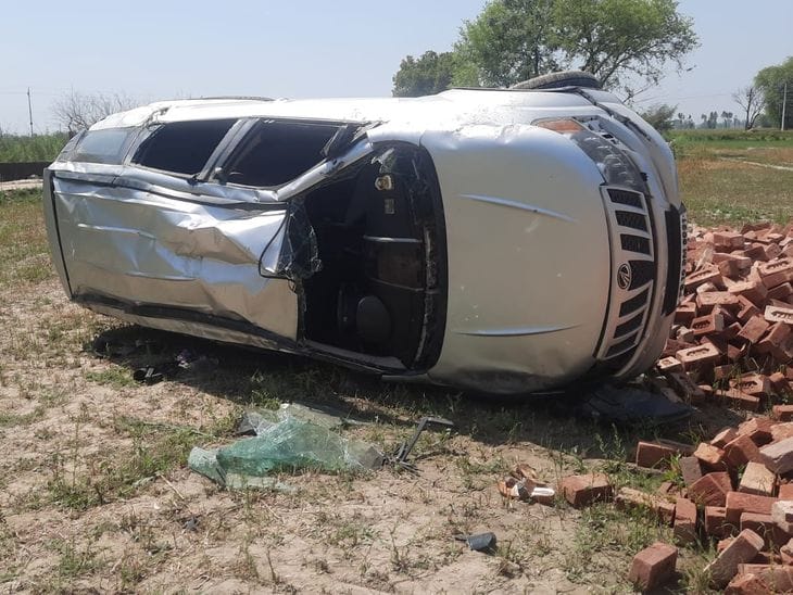 कपूरथला में दर्दनाक सड़क हादसा: XUV पेड़ से टकराई, 2 युवकों की मौत, महिला गंभीर घायल