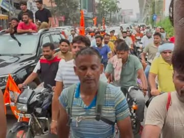 गंगोत्री से गांव तक 460 KM दौड़े शिवभक्त विपिन, 99 घंटे में पूरी की कांवड़ यात्रा; कमर में जलहरी बांधकर किया महादेव का जलाभिषेक