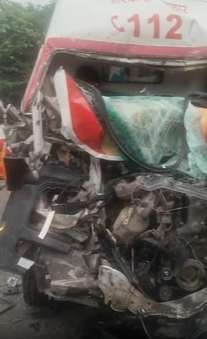 अंबाला-जगाधरी हाईवे पर एंबुलेंस-ट्रक की भीषण टक्कर, चालक की मौके पर मौत