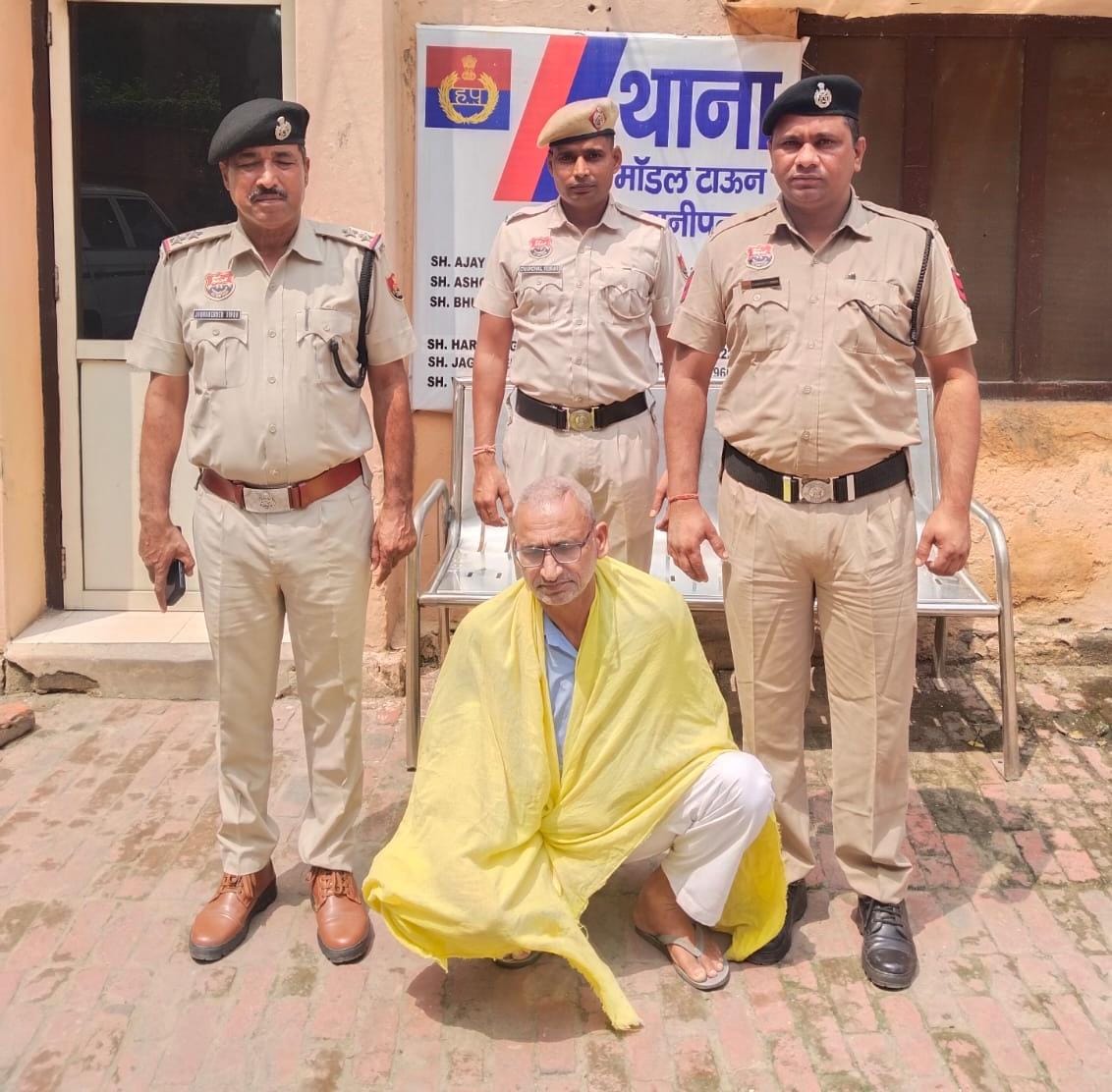 बेटे की हत्या का आरोपी पिता गिरफ्तार, छोटे बेटे के साथ मिलकर चाकू से किया था हमला; इलाज के दौरान हुई थी मौत