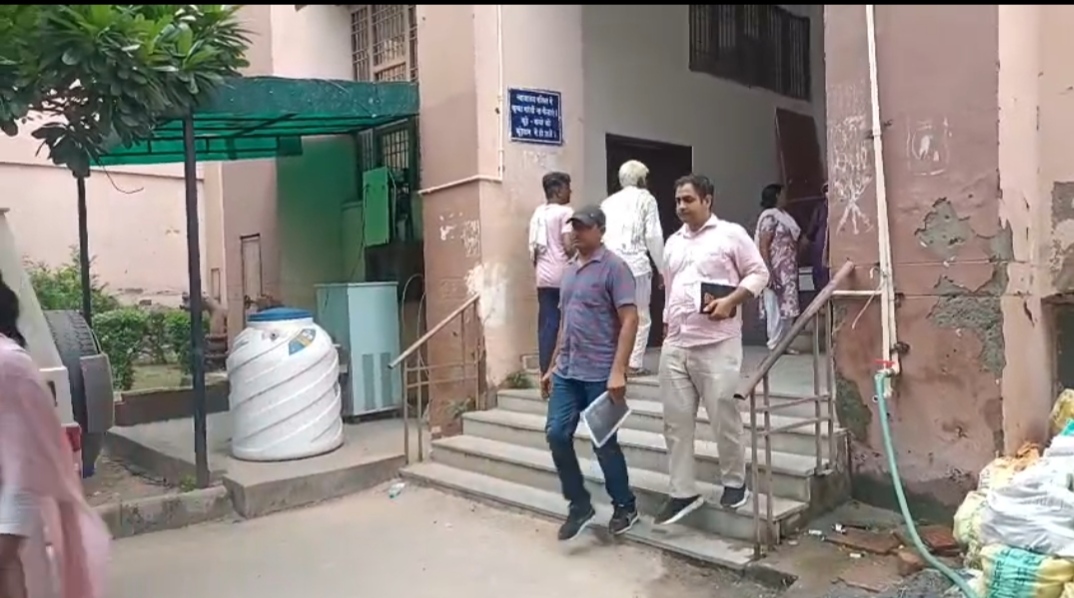 रेप केस से नाम हटाने के लिए 15 हजार की रिश्वत, महिला हेड कांस्टेबल प्रियंका थाने से गिरफ्तार