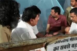 JPSC-JSSC Protest: आधी रात धरनास्थल पहुंची BJP, पुलिस पर छात्रों को हटाने की तैयारी का आरोप, पुलिस ने किया खंडन