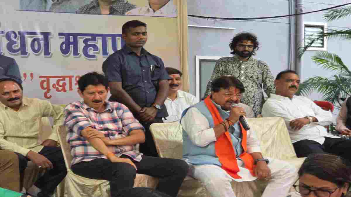 ‘हमारे ट्रंप फूफा कब क्या करेंगे किसी को नहीं पता, अमेरिकी वीजा पर मंत्री कैलाश का तीखा तंज, शक्कर पर बोले- 40 के ऊपर खाना ही नहीं चाहिए