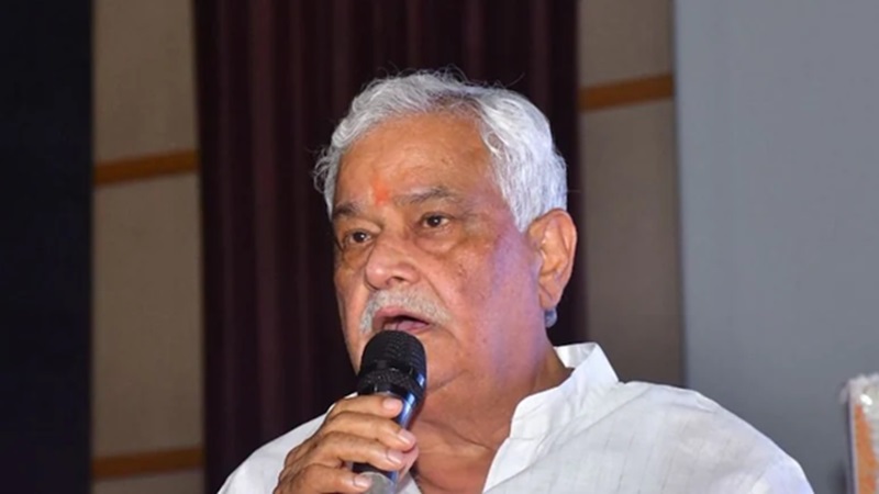 Kirodi Lal Meena: डोटासरा के ‘छापामार मंत्री’ तंज पर किरोड़ी का पलटवार, बोले- कांग्रेस ने राजस्थान को लूट खाया