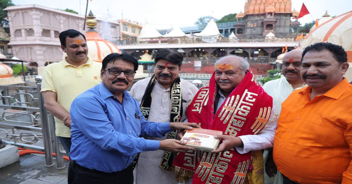 विधानसभा अध्यक्ष नरेंद्र सिंह तोमर ने किए बाबा महाकाल के दर्शन; मंदिर समिति की व्यवस्थाओं को सराहा