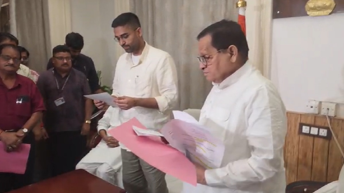 MLC बने मंत्री दीपक प्रकाश, सभापति अवधेश नारायण सिंह ने दिलाई पद एवं गोपनीयता की शपथ