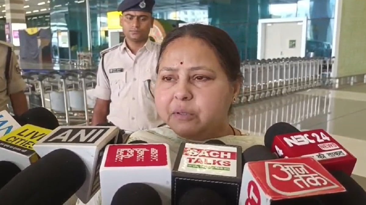 सीवान फायरिंग से डस्टबिन घोटाले तक… मीसा भारती ने सरकार को घेरा, ‘सुपर CM’ पर भी कसा तंज