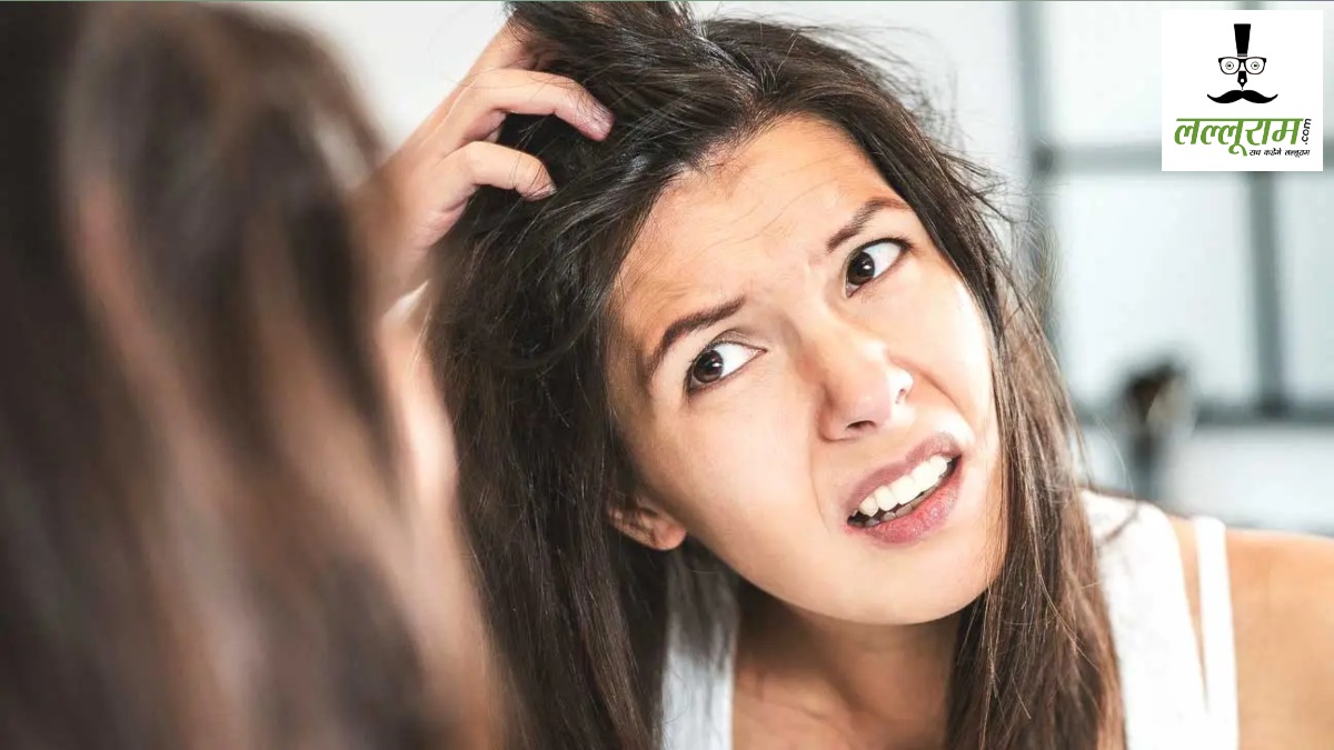 Monsoon Hair Care Tips : मानसून में डैंड्रफ और खुजली ने कर दिया बुरा हाल? इन असरदार टिप्स से पाएं राहत