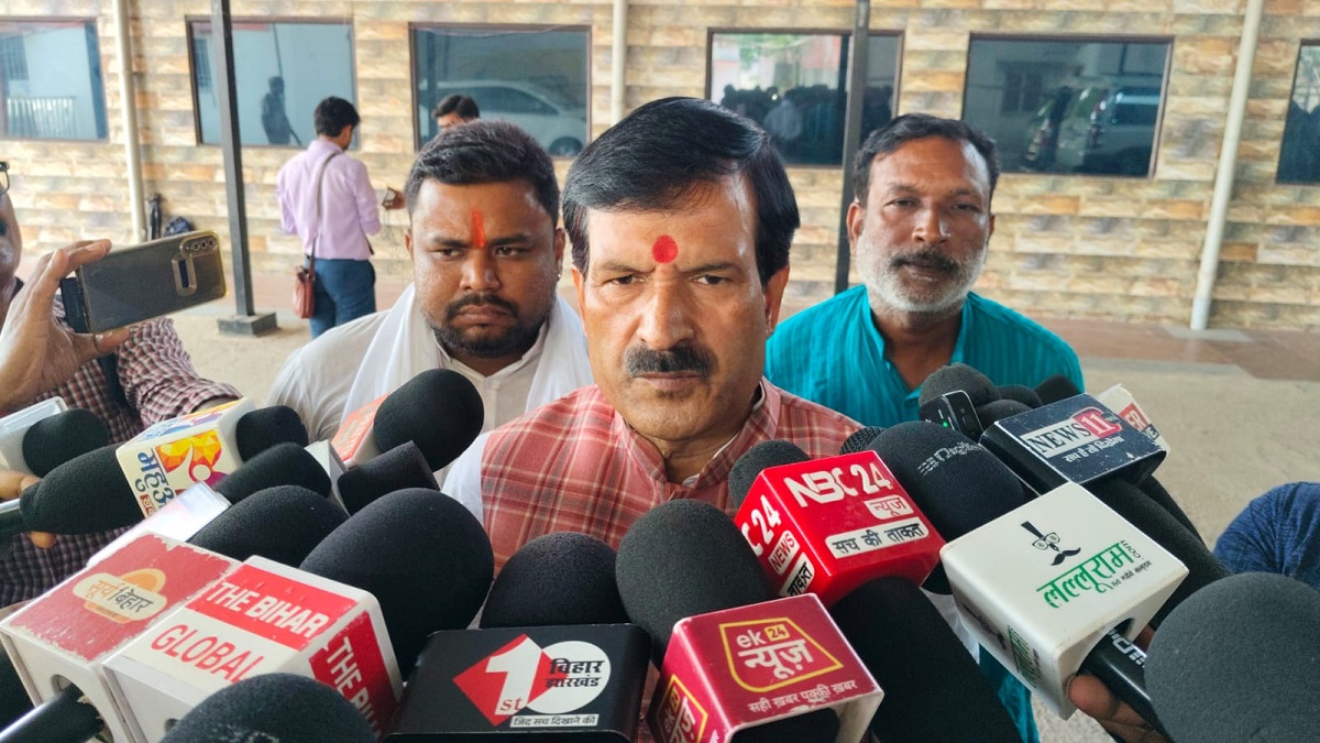 ‘तेजस्वी यादव जब स्वास्थ्य मंत्री थे….’, मृत्युंजय तिवारी का नेता प्रतिपक्ष पर बड़ा हमला