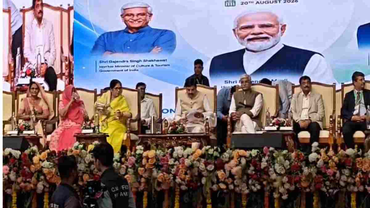 पीथमपुर में औद्योगिक क्रांति को मिली नई उड़ान: ₹10,000 करोड़ का निवेश, 1200 एकड़ में फैला ‘स्मार्ट इंडस्ट्रियल पार्क’ बना निवेशकों की पसंद