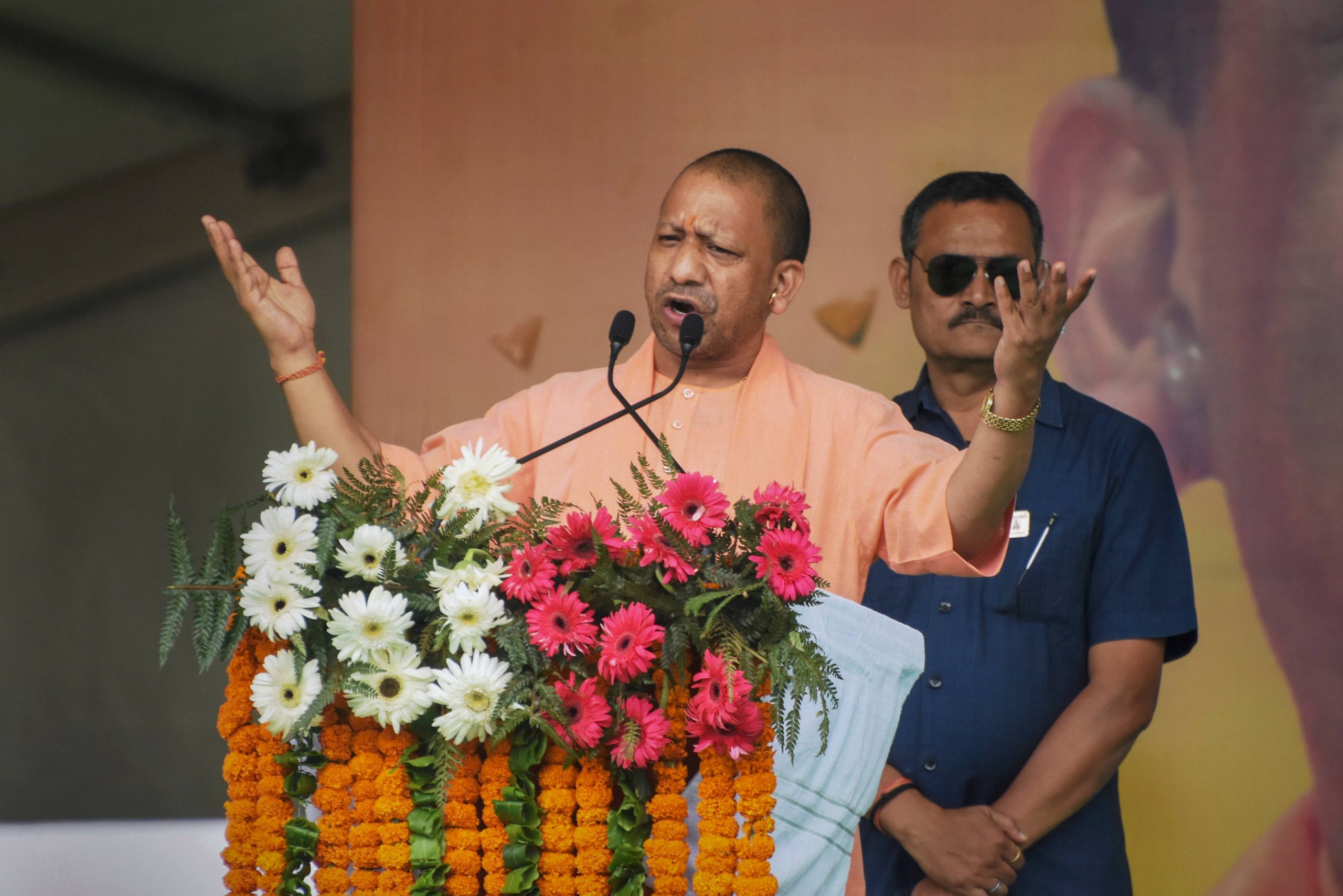 ‘ड्रग्स और स्मार्टफोन का नशा युवाओं को निगल रहा है’, नागपंचमी पर सीएम योगी का खास संदेश