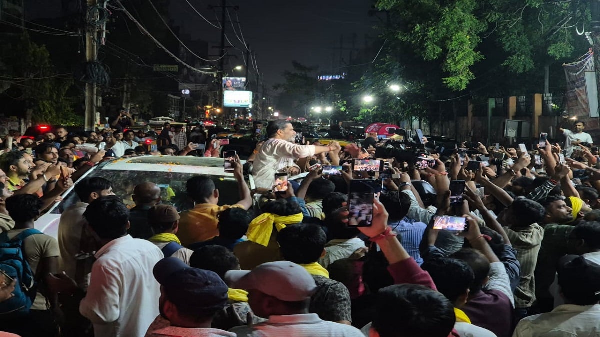 बांकीपुर उपचुनाव: जीत के बाद पटना में PK का रोड शो, सड़कों पर उमड़ा जनसैलाब, हाथ जोड़कर जताया आभार