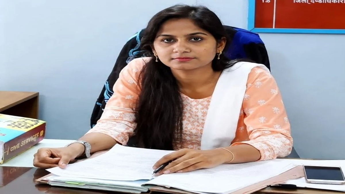 RAS Pinky Meena APO: दौसा में पोस्टिंग के सिर्फ 2 दिन बाद RAS पिंकी मीणा APO, 2021 का रिश्वत केस फिर चर्चा में