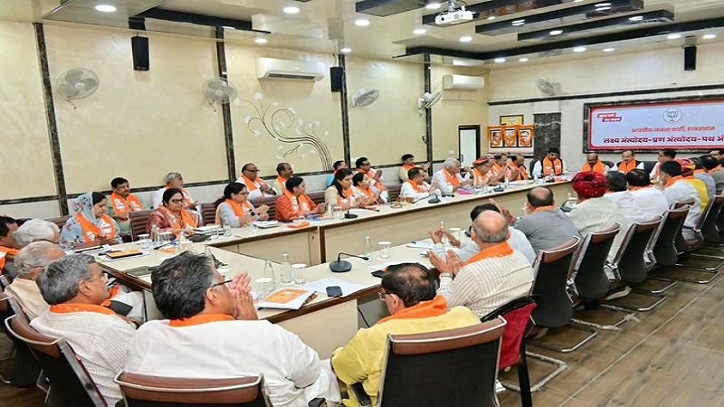 Rajasthan Local Body Election: राजस्थान चुनाव में BJP का नया फॉर्मूला! GenZ, महिला और युवा चेहरों पर क्यों बढ़ा भरोसा?