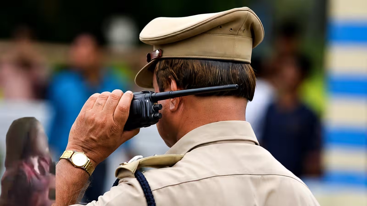 Phalodi News: महिला के कपड़े फाड़े, बेरहमी से पीटा, एक महीने पुराने वायरल वीडियो पर पुलिस का एक्शन