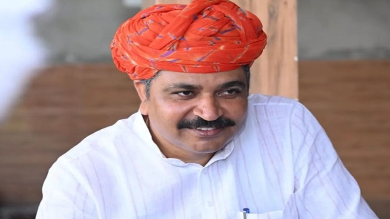 सवा साल तक नहीं आई OBC रिपोर्ट, कोर्ट की फटकार के बाद तुरंत सामने आई! जूली ने सरकार से पूछे सवाल