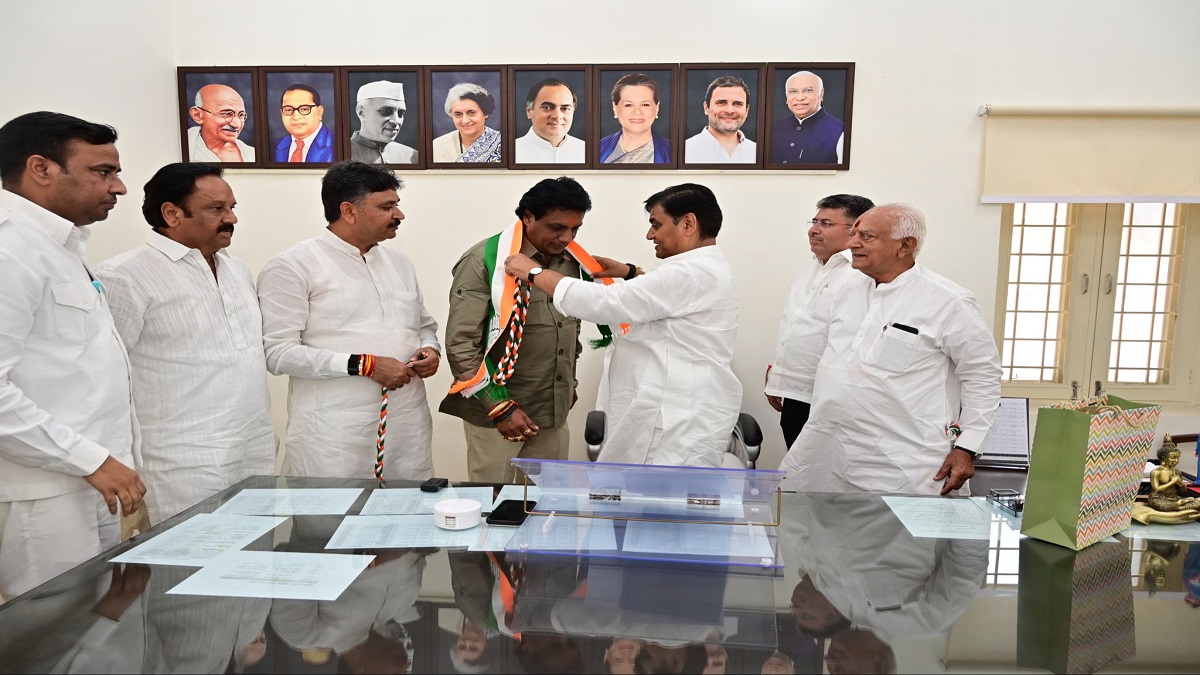 35 साल BJP में रहे, 5 बार पार्षद बने… निकाय चुनाव से पहले राकेश भाटी ने बदला पाला