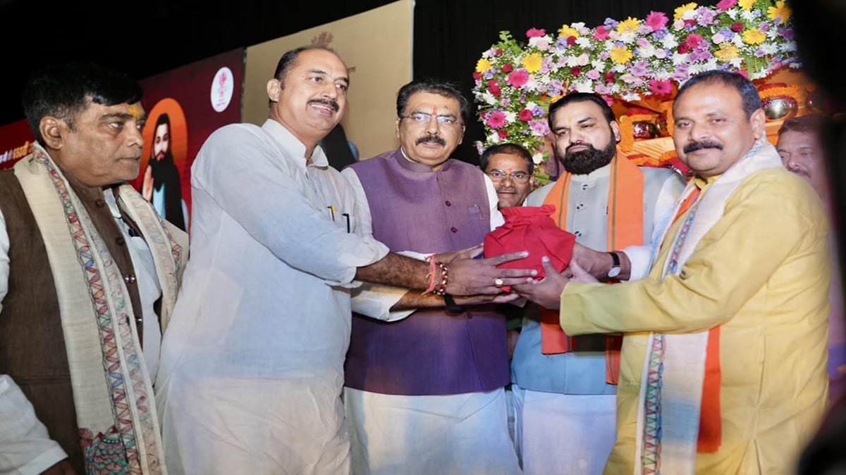 समरसता संकल्प अभियान का भव्य शुभारंभ, CM सम्राट और प्रदेश अध्यक्ष की मौजूदगी में पवित्र कलश रवाना