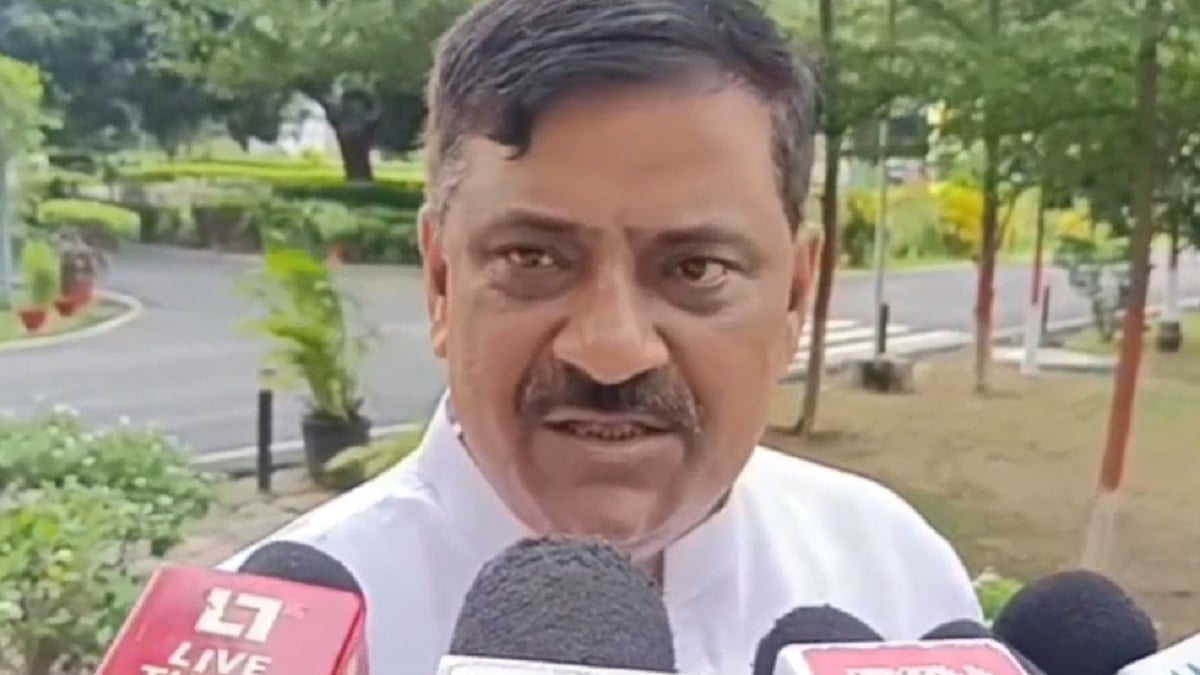 संजय झा ने तेजस्वी को बताया ‘पार्ट टाइम पॉलिटिशियन’, राजभवन मार्च पर दी ये नसीहत
