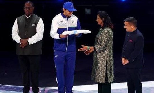 20 साल का इंतजार खत्म ! ग्लासगो से गुजरात पहुंचा Commonwealth Games का झंडा, 2030 में मिला भारत को मेजबानी बानी का मौका