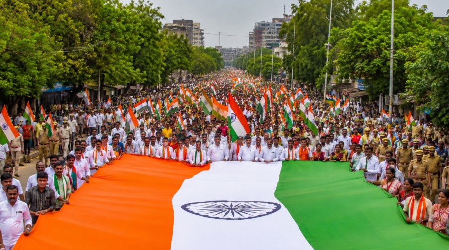 तिरंगा यात्रा के चलते शहर के कई रास्ते रहेंगे बंद, रोजाना सफर करने वाले यात्री दे ध्यान