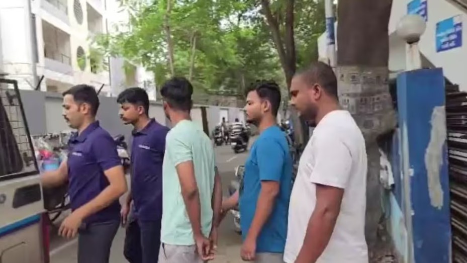 Cyber Fraud : फर्जी APK से 31 हजार फोन्स पर सेंध, 1 लाख से ज्यादा ट्रांजैक्शन कर उड़ाए 125 रूपए करोड़
