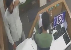 होटल के रिसेप्शन पर चेक-इन के दौरान 26 वर्षीय युवक की अचानक मौत, CCTV में कैद हुआ हादसा