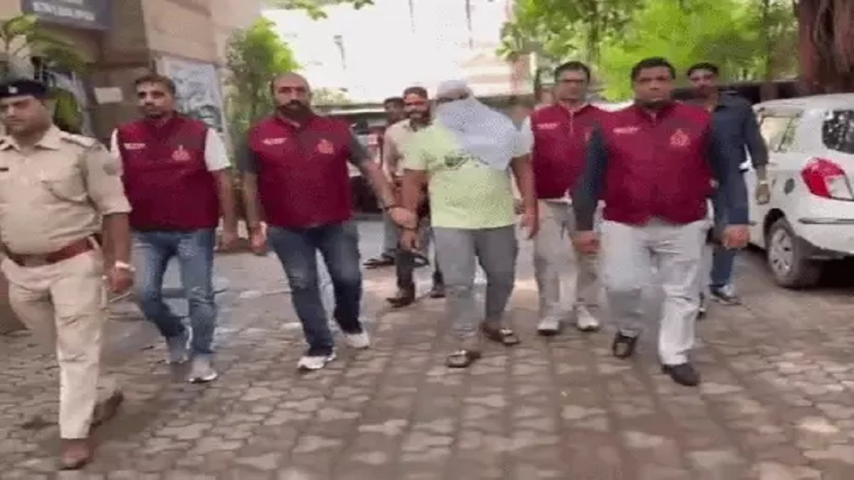 रोहतक के पूर्व नेशनल मेडल विजेता रेसलर अमित श्योराण गिरफ्तार, अखाड़ों में अफीम सप्लाई करने का आरोप