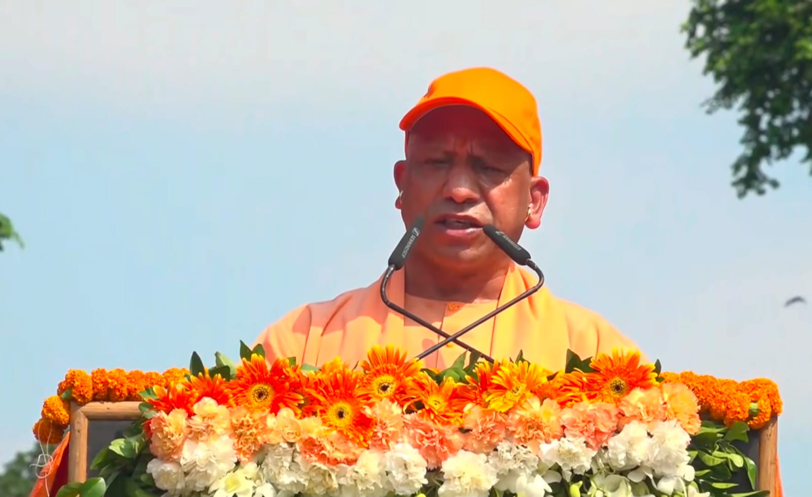 गोरखपुर तिरंगे में रंगने को तैयार: सीएम योगी करेंगे यात्रा की अगुवाई, सड़कों पर गूंजेगा ‘राष्ट्र प्रथम’ का संदेश