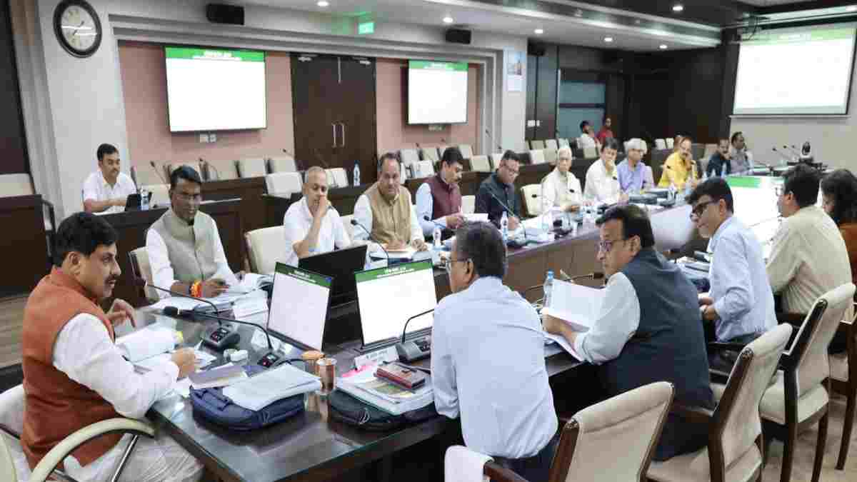 वन्य प्राणी बोर्ड की बैठक में 29 प्रस्तावों को मंजूरी, सीएम डॉ. मोहन ने दिए दिशा निर्देश, कहा- अन्य प्रदेशों से वन्य प्राणियों का करें आदान प्रदान 