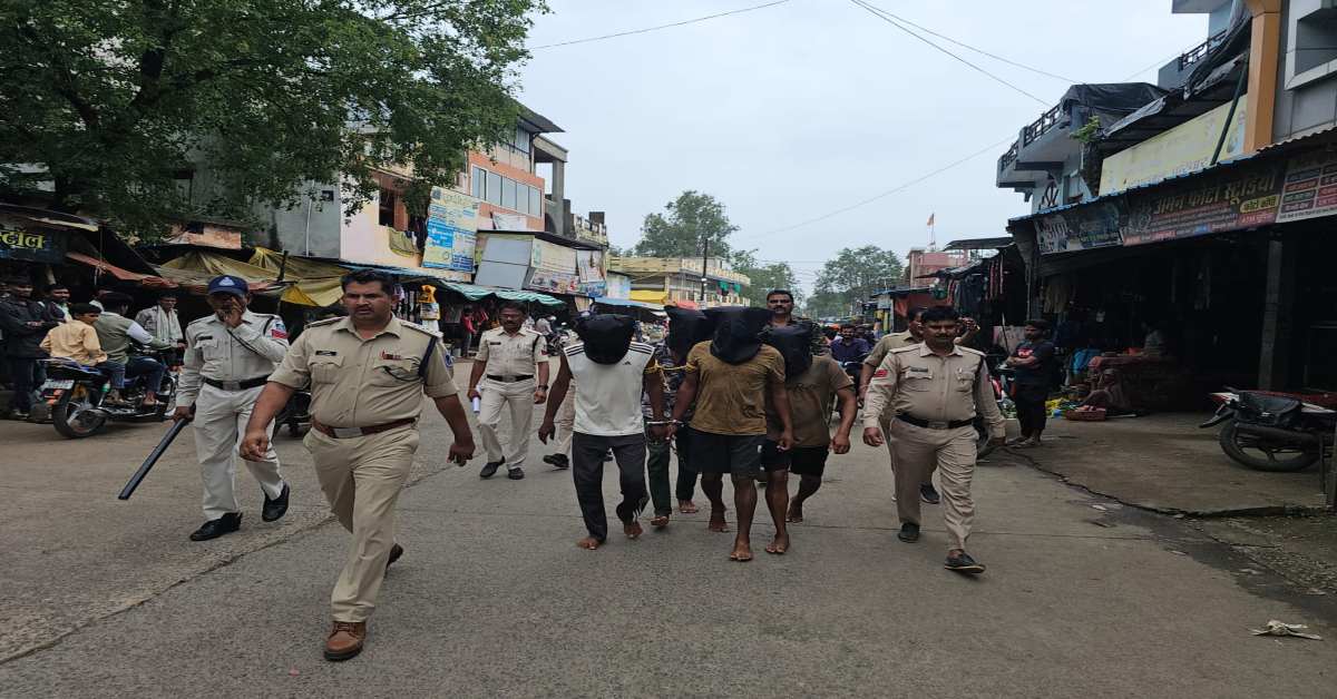 घर के आंगन में सो रही साली का अपहरण, फिर जंगल में ले जाकर किया दुष्कर्म, जीजा समेत चार दरिंदे गिरफ्तार